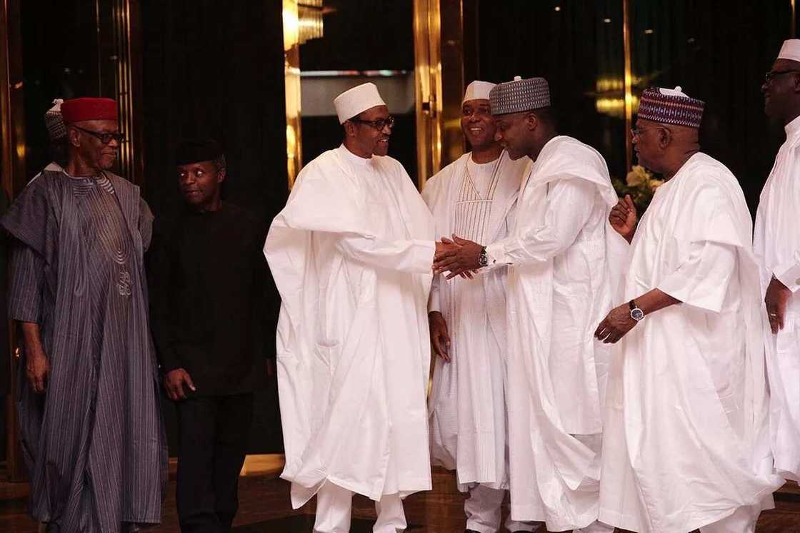 Ajandar yaki da rashawa guda 7 na shugaba Buhari Ajandar yaki da rashawa guda 7 na shugaba Buhari