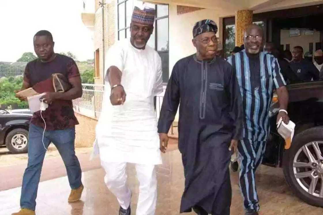 Yanzunnan: Ana can an sa labule tsakanin manyan PDP da Obasanjo, kullalliya kenan Yanzunnan: Ana can an sa labule tsakanin manyan PDP da Obasanjo, kullalliya kenan