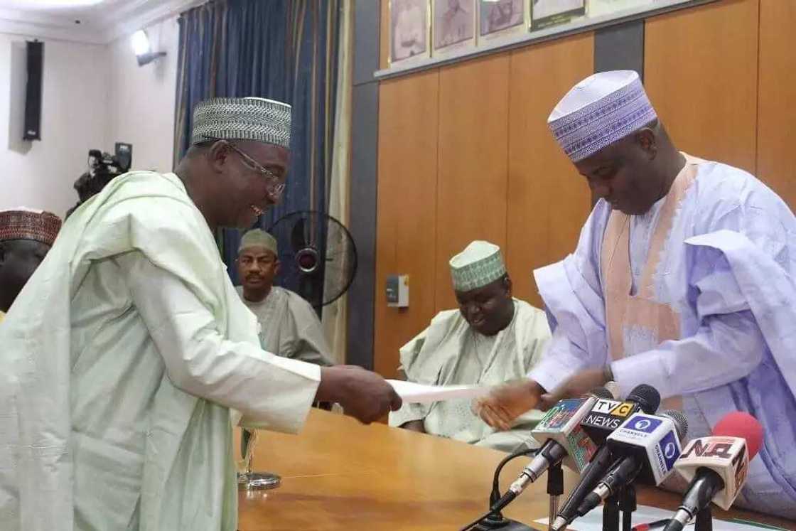 Zababbun 'yan majalisar da aka rantsar Zababbun 'yan majalisar da aka rantsar