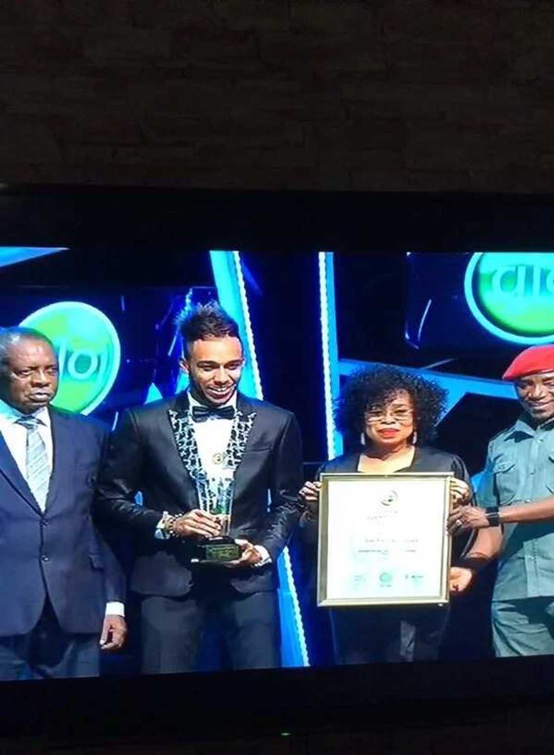 UPDATED: Aubameyang Named African Player Of The Year UPDATED: Aubameyang Named African Player Of The Year