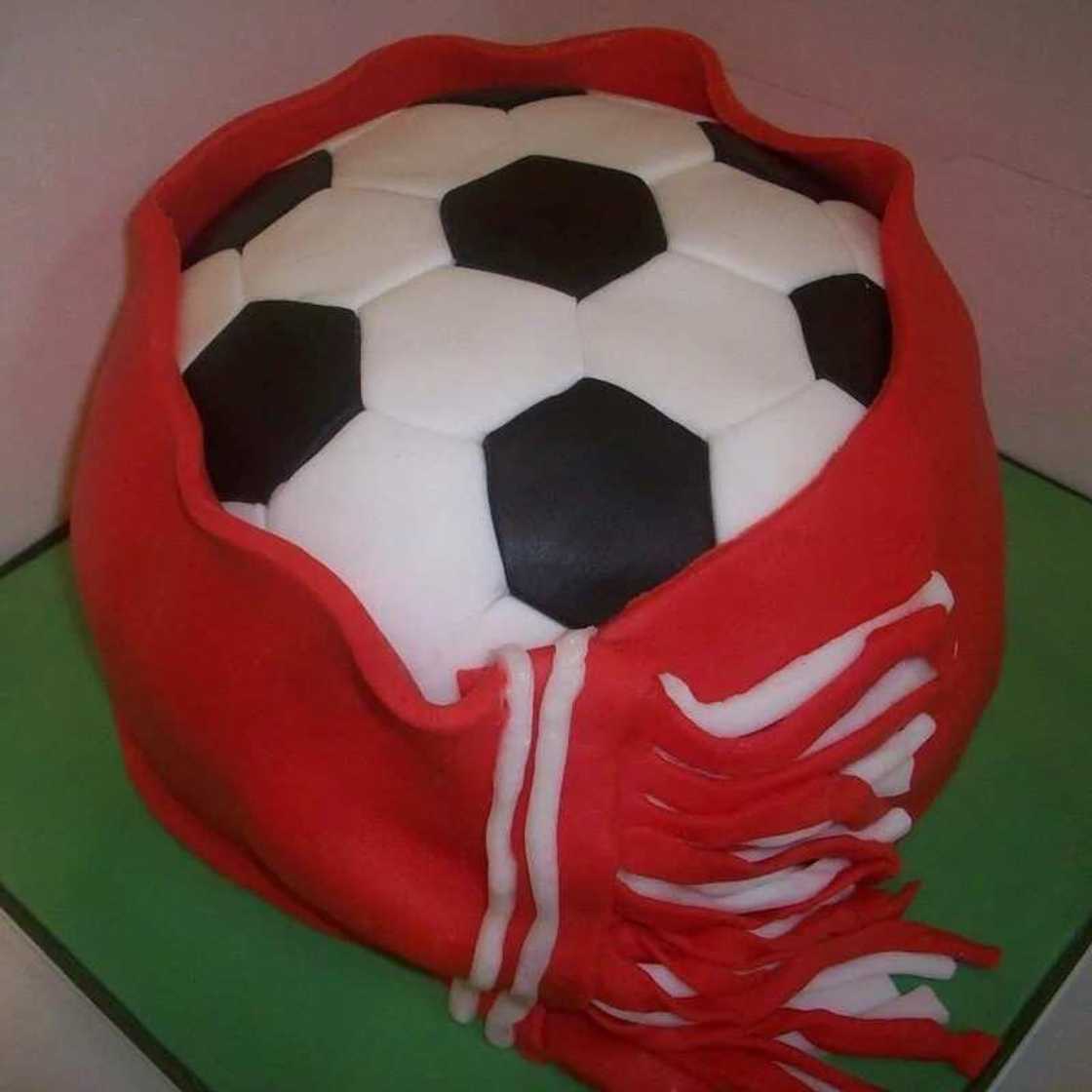 football cake ideas