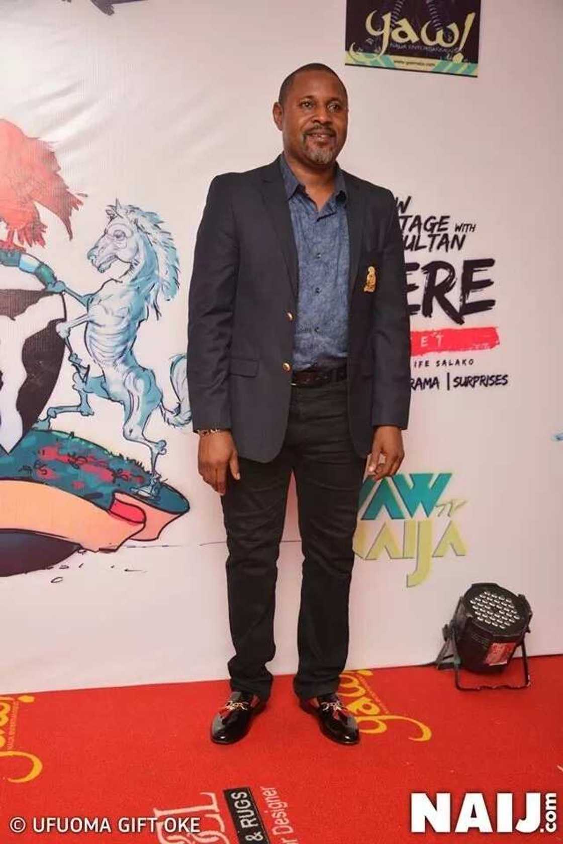 Actors, comedians, dignitaries honour Yaw at the #Apere show Actors, comedians, dignitaries honour Yaw at the #Apere show