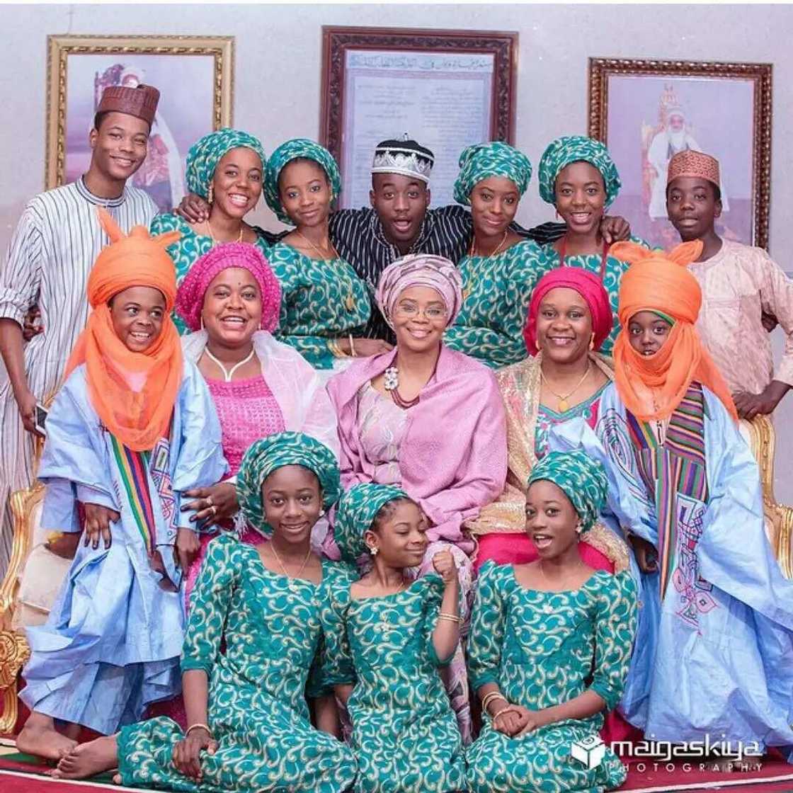 Emir of Kano Sanusi Shows Off His Wives & Children Emir of Kano Sanusi Shows Off His Wives & Children