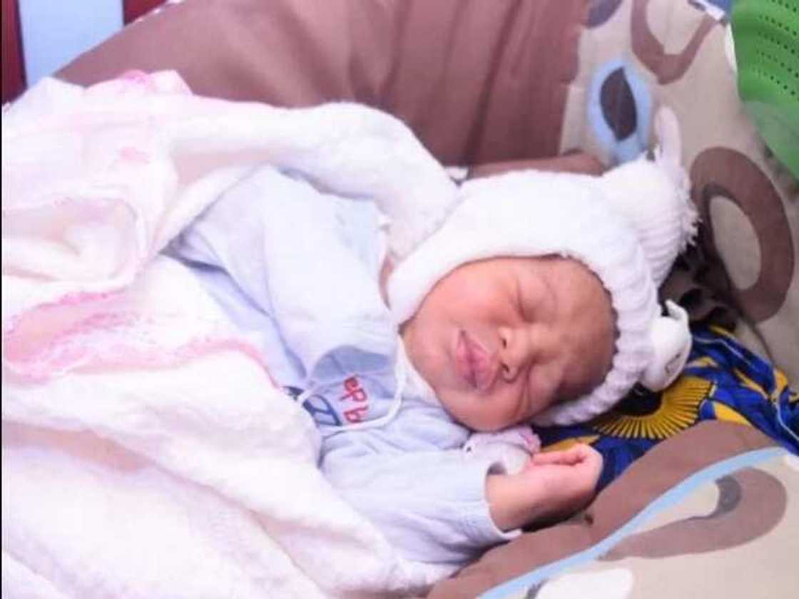 An kama wata karuwa Aisha Idris bisa sayar da jaririn ta akan N200,000 An kama wata karuwa Aisha Idris bisa sayar da jaririn ta akan N200,000