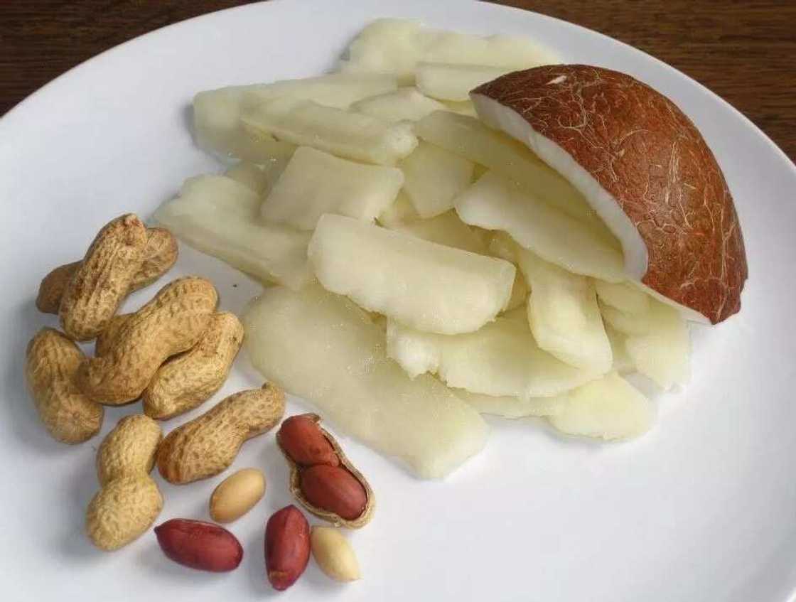 Bobozee Nigerian snack and how to make it Bobozee Nigerian snack and how to make it