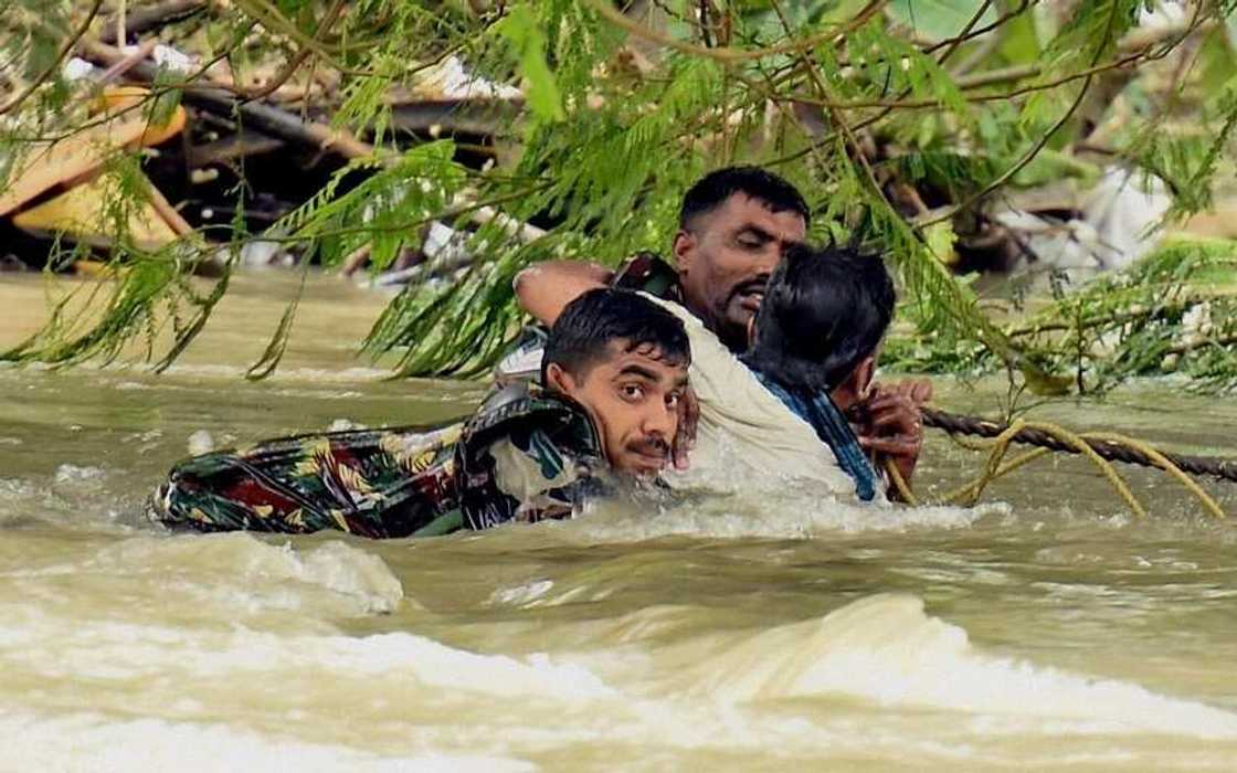 Anyi mummuman ambaliyar ruwan da ba a taba yi ba a wannan karnin a India Anyi mummuman ambaliyar ruwan da ba a taba yi ba a wannan karnin a India