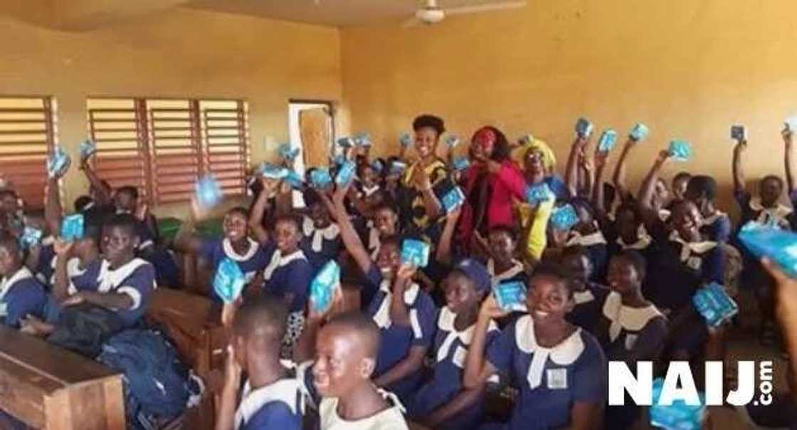 Legit.ng reader shares free sanitary pads to 100 secondary schools (photos) Legit.ng reader shares free sanitary pads to 100 secondary schools (photos)