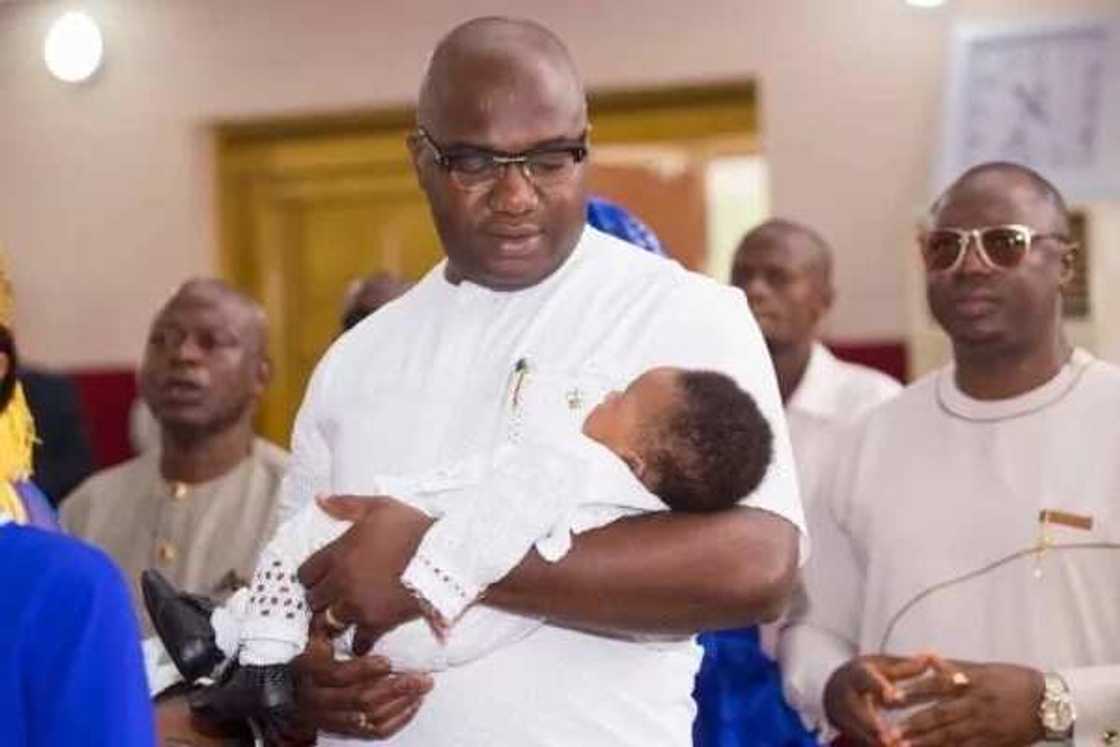 Billionaire businessman Prince Arthur Eze’s nephew dedicates first son (photos) Billionaire businessman Prince Arthur Eze’s nephew dedicates first son (photos)