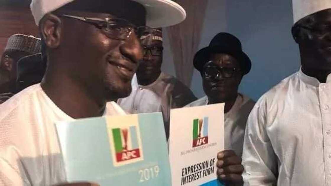 Kungiyar da ta biya ma Buhari kudin takara ta bara: Babu wani jami’in gwamnati daya bamu kwandala Kungiyar da ta biya ma Buhari kudin takara ta bara: Babu wani jami’in gwamnati daya bamu kwandala