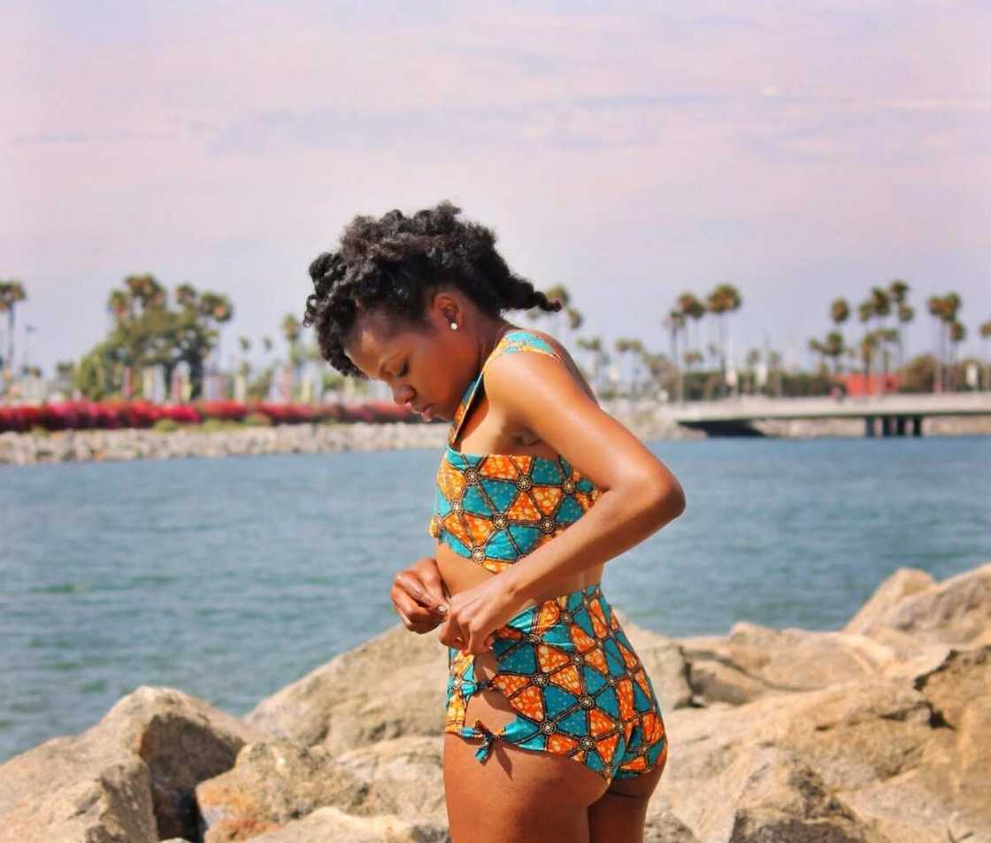 Ankara bando top and shorts for beach