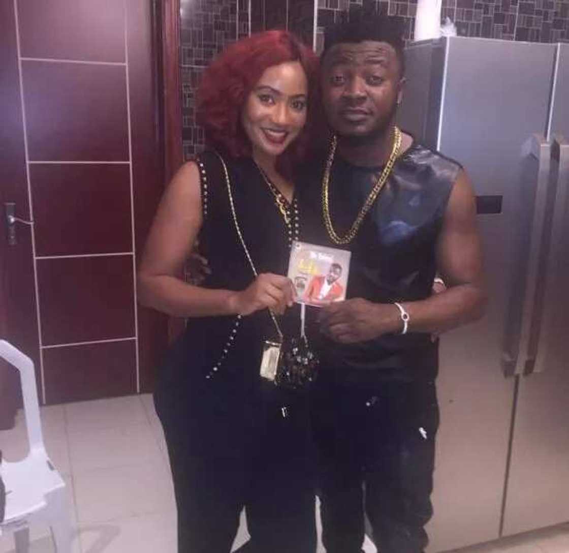 Nigerian Celebrity Blogger Opens New Home In Style (Photos) Nigerian Celebrity Blogger Opens New Home In Style (Photos)