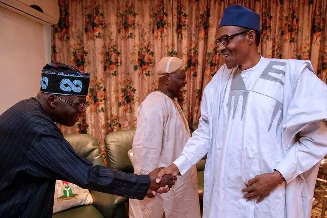 Yanzu Yanzu: Shugaba Buhari na ganawa tare da Bola Tinubu da Bisi Akande