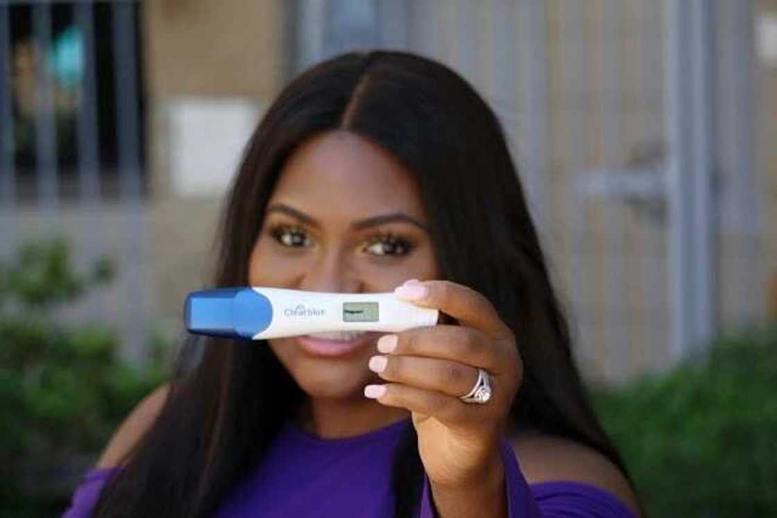 Popular Nigerian blogger in wheelchair Lizzy Oke announced her pregnancy with beautiful photos Popular Nigerian blogger in wheelchair Lizzy Oke announced her pregnancy with beautiful photos