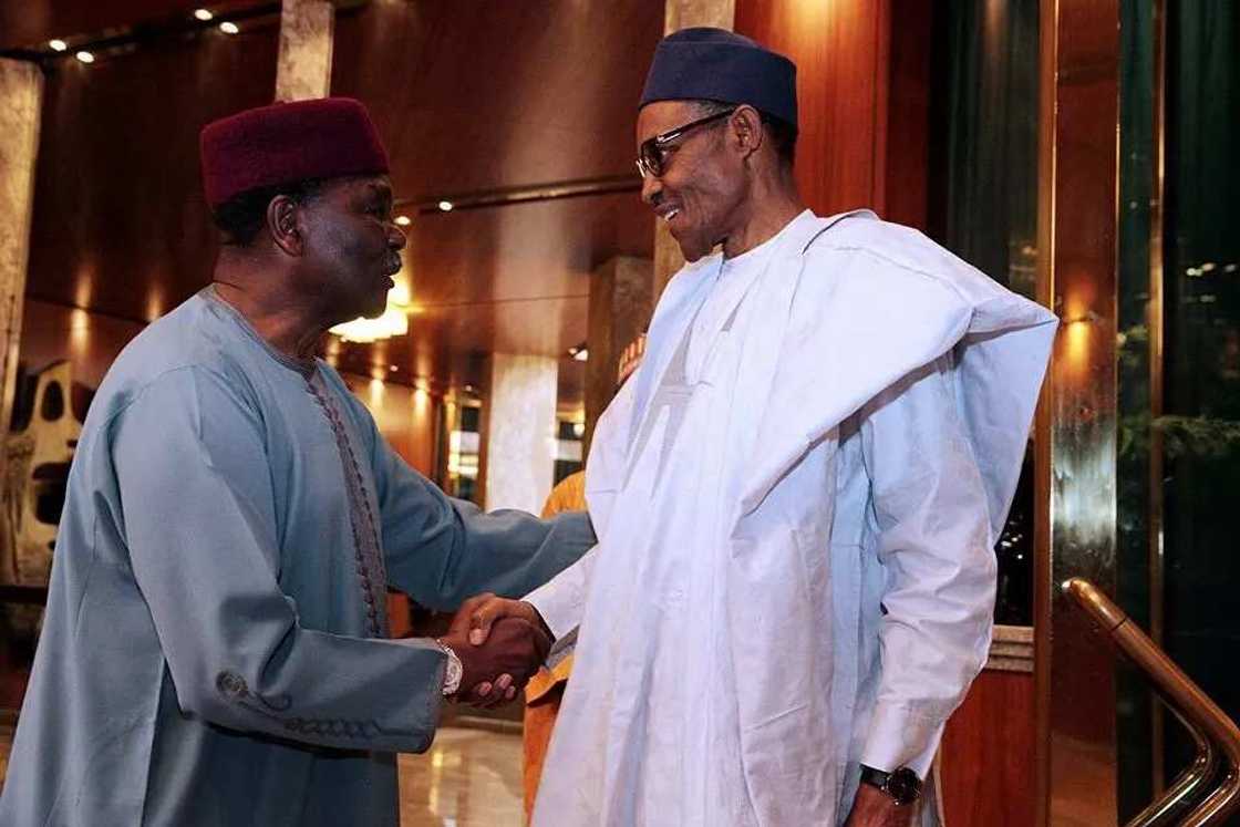 'Yan Najeriya su guji tada wani yakin basasa - Yakubu Gowon 'Yan Najeriya su guji tada wani yakin basasa - Yakubu Gowon