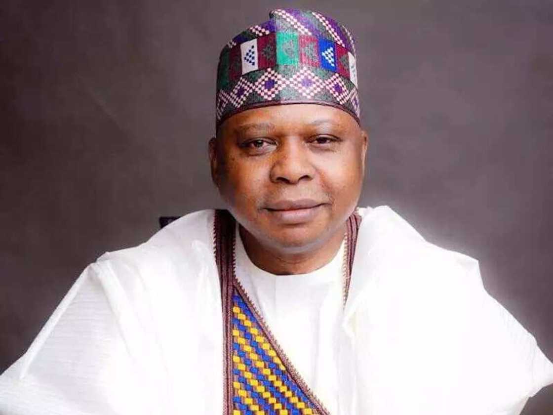 Majalisar dokoki zata bi ta kan Buhari akan kudirin gyara zabe – Dan takaran shugaban kasa a PDP Majalisar dokoki zata bi ta kan Buhari akan kudirin gyara zabe – Dan takaran shugaban kasa a PDP