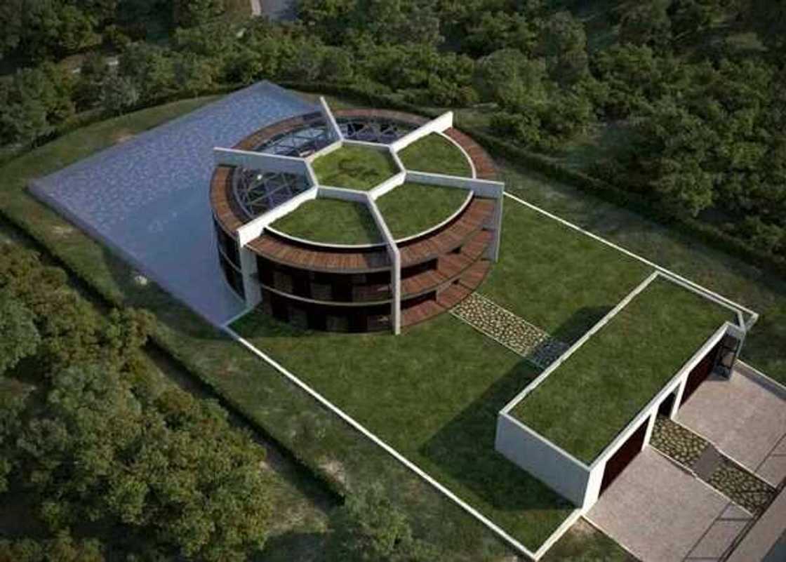 The fake Messi house The fake Messi house