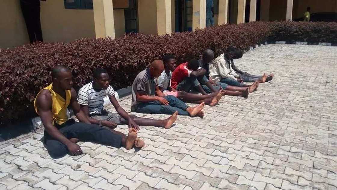 See faces of 6 suspected killers of APC chieftain in Ondo paraded by police See faces of 6 suspected killers of APC chieftain in Ondo paraded by police