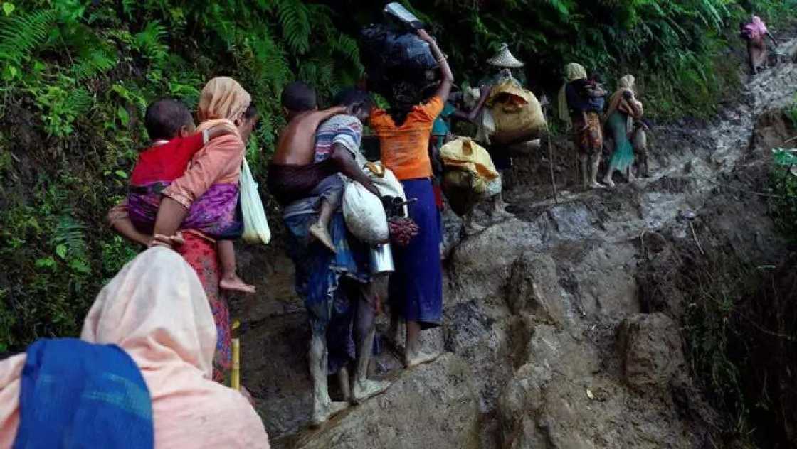 Rikcin Kasar Burma: An Samu Tsagaita Wuta a Kan Kabilar Musumi Ta Rohingya Rikcin Kasar Burma: An Samu Tsagaita Wuta a Kan Kabilar Musumi Ta Rohingya