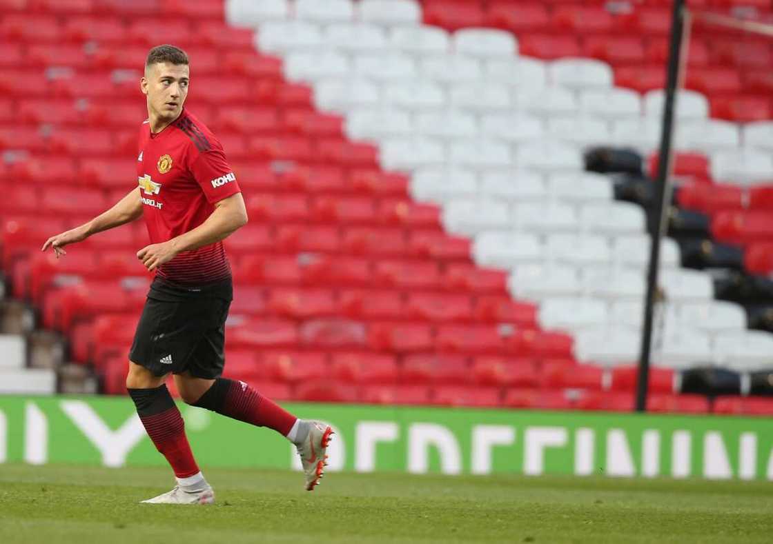 Diogo Dalot. Diogo Dalot.