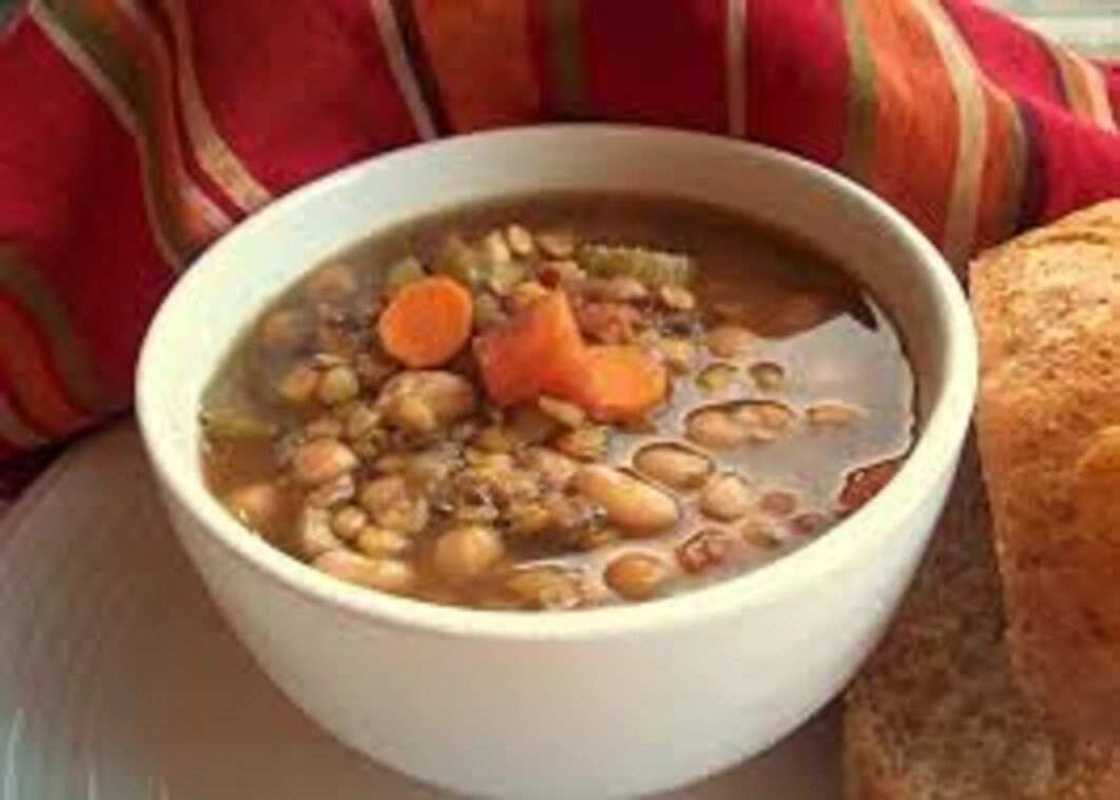 Abubuwa 10 da zasu kara muku lafiya yayin gudanar da Azumin Ramadan Abubuwa 10 da zasu kara muku lafiya yayin gudanar da Azumin Ramadan