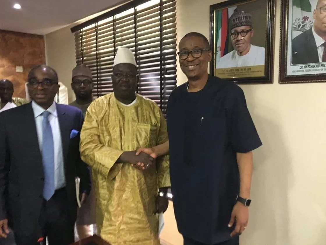 Mayor of Bamako meets minister over plans to purchase 400 Innoson motors (photos) Mayor of Bamako meets minister over plans to purchase 400 Innoson motors (photos)