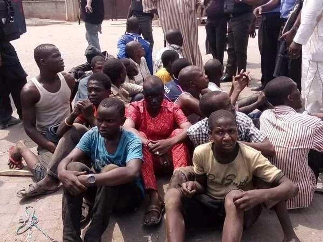 BREAKING: Riot in Lagos, 6 killed, security operatives wade-in BREAKING: Riot in Lagos, 6 killed, security operatives wade-in