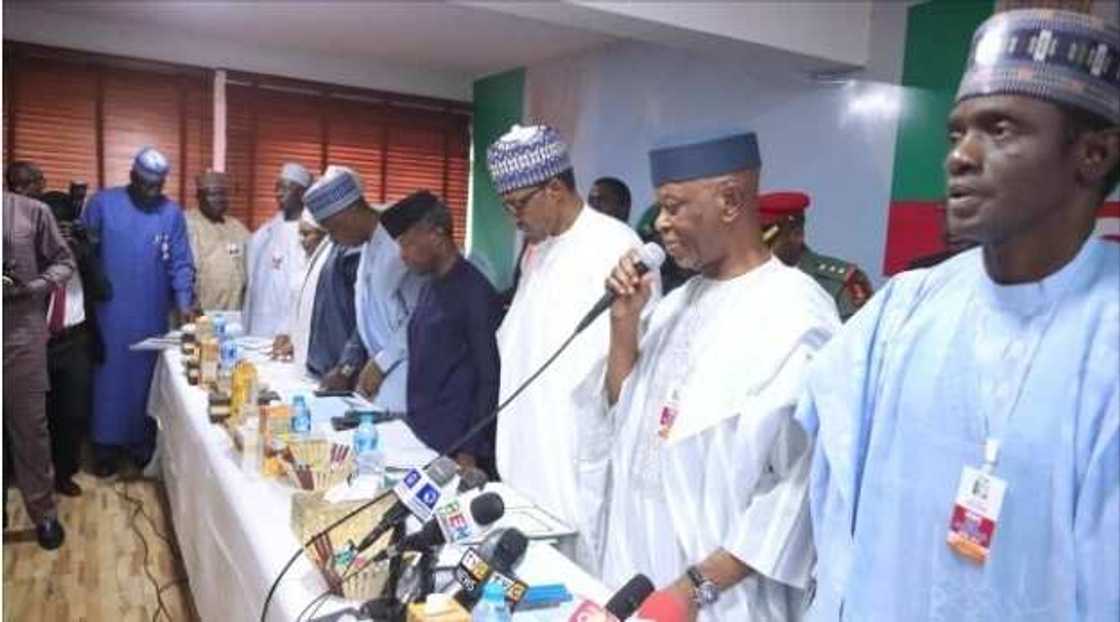Matsaloli 5 da jam'iyyar APC ya kammata ta warware kafin gangamin taron ta Matsaloli 5 da jam'iyyar APC ya kammata ta warware kafin gangamin taron ta