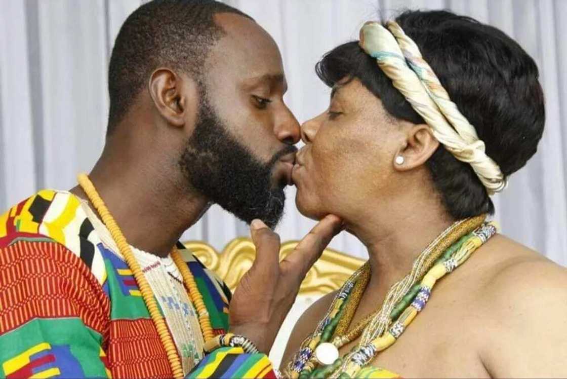 Guy Weds His Mothers Age Mate