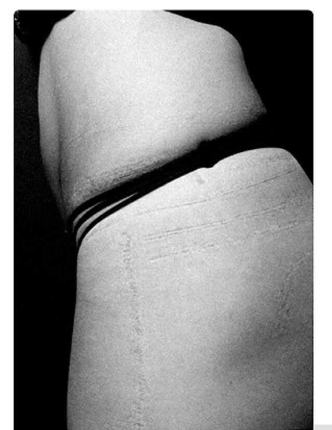 Kaico: Kalli hotunan yadda Mata suke illata cikinsu da sunan ado don burge Maza Kaico: Kalli hotunan yadda Mata suke illata cikinsu da sunan ado don burge Maza