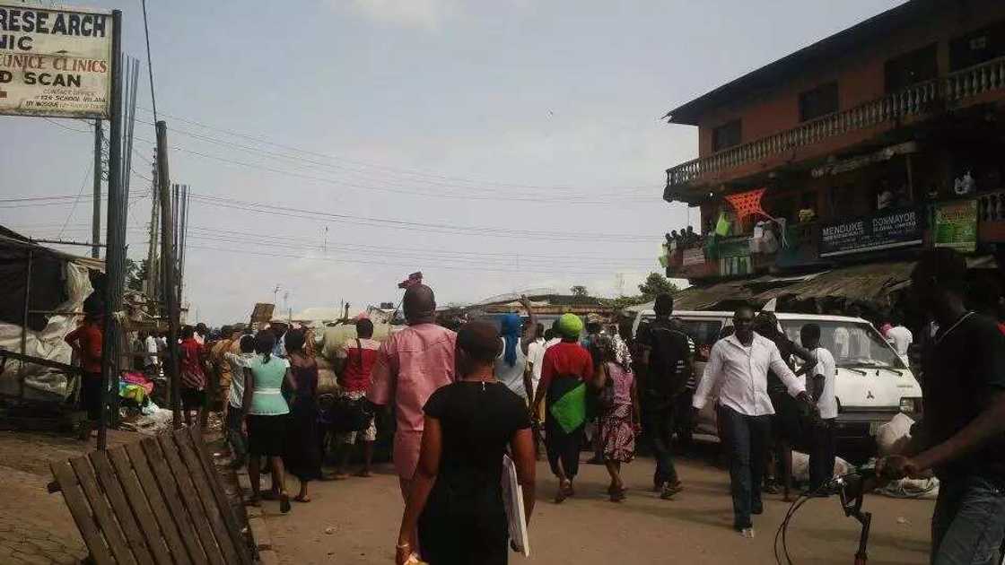 PHOTOS: Pro-Biafra Protesters Move To Aba PHOTOS: Pro-Biafra Protesters Move To Aba