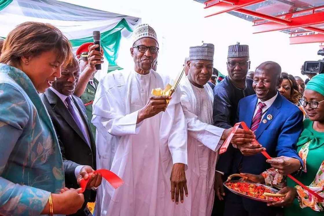 Breaking: President Buhari leaves Jigawa, arrives Abuja to commission EFCC new head office Breaking: President Buhari leaves Jigawa, arrives Abuja to commission EFCC new head office