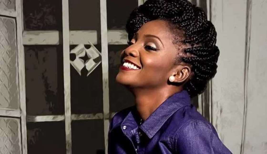 Simi biography Simi biography