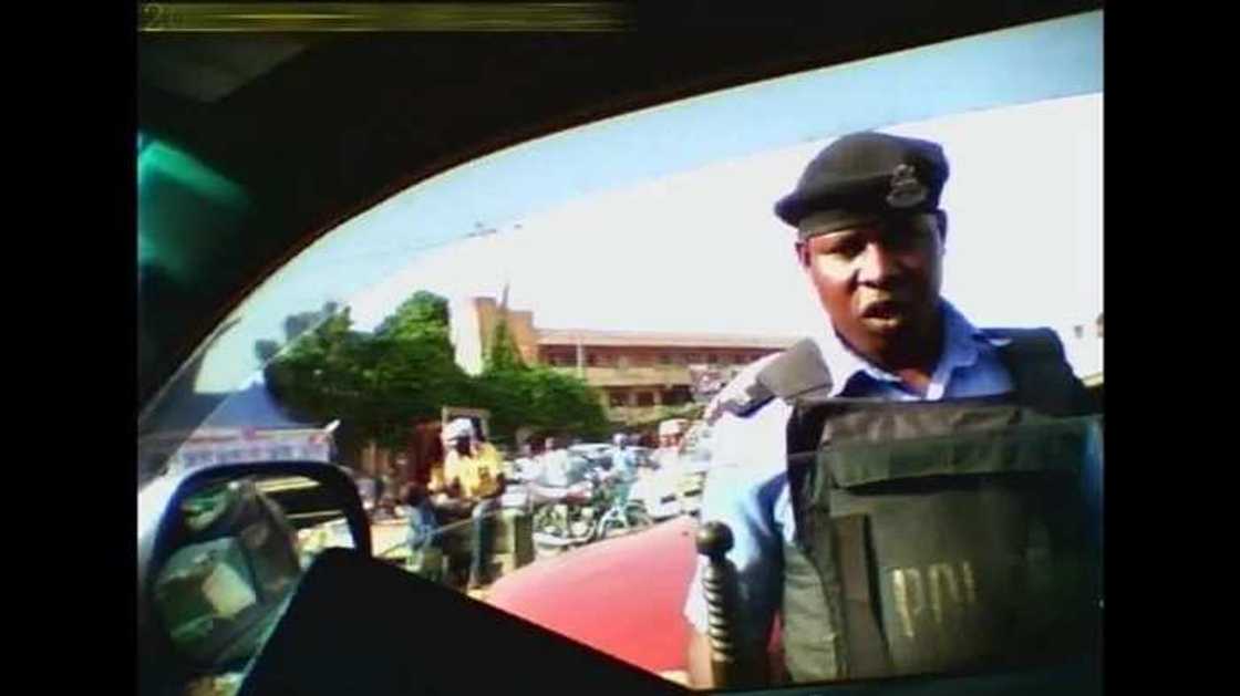 Cin hancin 46k kacal na baiwa yan sanda suka bani motar sata – Dan jarida Cin hancin 46k kacal na baiwa yan sanda suka bani motar sata – Dan jarida