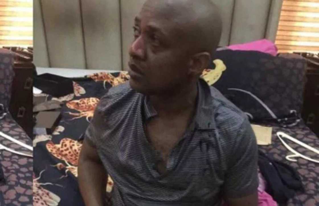 Who supplies Evans assorted shirts, Nigerians ask as billionaire kidnapper spends 12th day in detention (photos) Who supplies Evans assorted shirts, Nigerians ask as billionaire kidnapper spends 12th day in detention (photos)