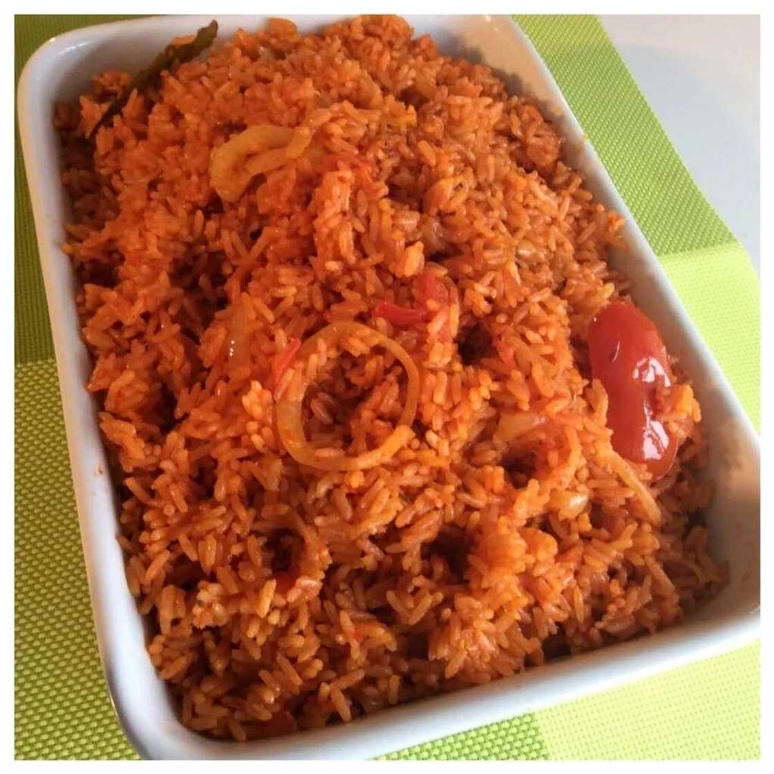 jollof rice with bay leaf