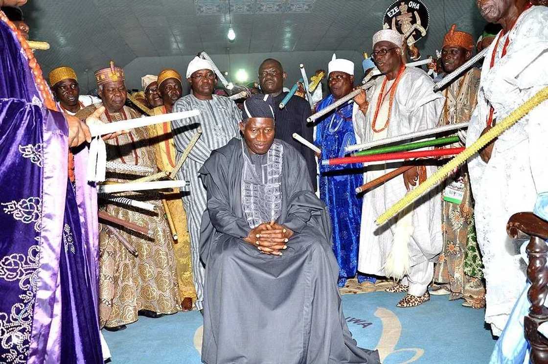 Between Ooni Of Ife And President Buhari, Jonathan
