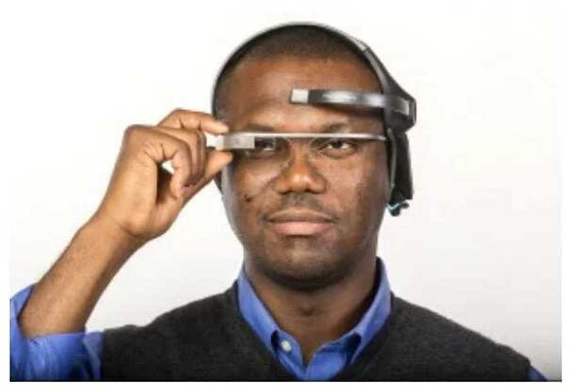 Meet Nigerian Zuby Onwuta who after losing his sight created the ThinkAndZoom’s device Meet Nigerian Zuby Onwuta who after losing his sight created the ThinkAndZoom’s device