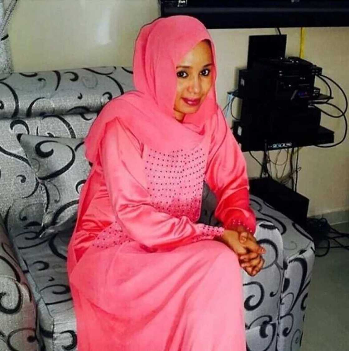 Dandalin Kannywood: Na dena fim kuma ban kara auren dan fim ko waye - Fati Muhammad Dandalin Kannywood: Na dena fim kuma ban kara auren dan fim ko waye - Fati Muhammad