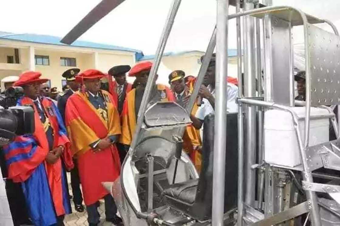 Rundunar sojin saman Najeriya ta kera sabbin na'urorin yaki masu ban mamakin gaske (Hotuna) Rundunar sojin saman Najeriya ta kera sabbin na'urorin yaki masu ban mamakin gaske (Hotuna)