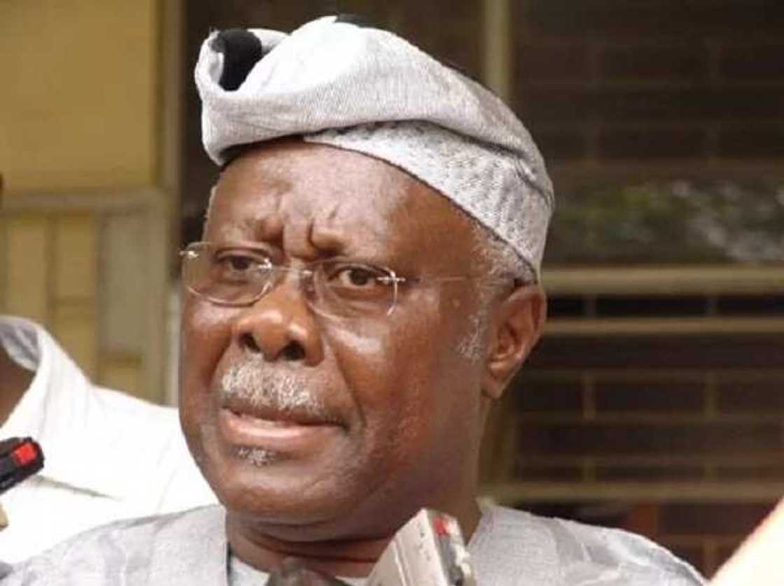 Wasu shugabannin da suka kafa PDP a APC za su dawo ba da daɗewa ba - Inji Bode George Wasu shugabannin da suka kafa PDP a APC za su dawo ba da daɗewa ba - Inji Bode George