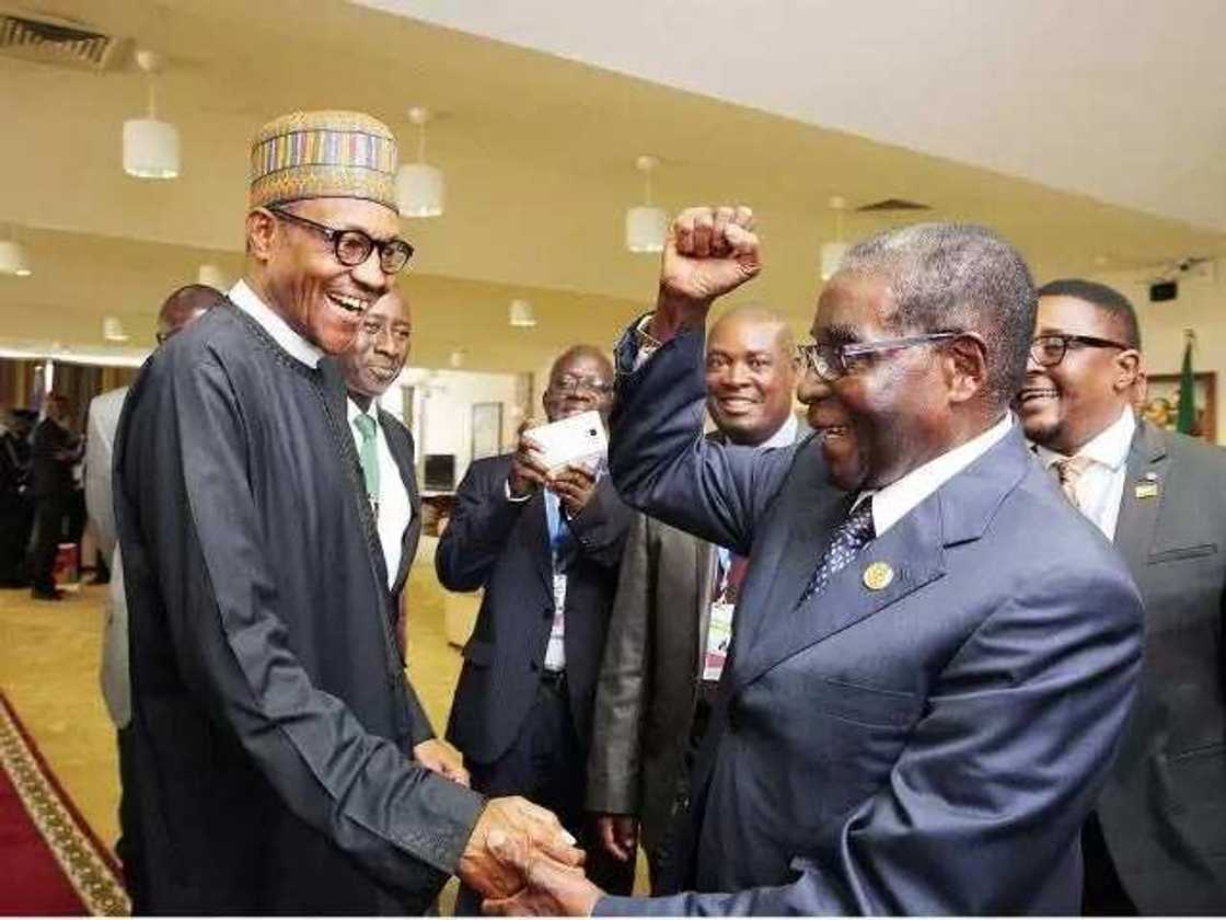 Jerin shuwagabannin Najeriya da suka yi zamani da Mugabe tsawon shekaru 37 da yayi a karagar Mulki Jerin shuwagabannin Najeriya da suka yi zamani da Mugabe tsawon shekaru 37 da yayi a karagar Mulki
