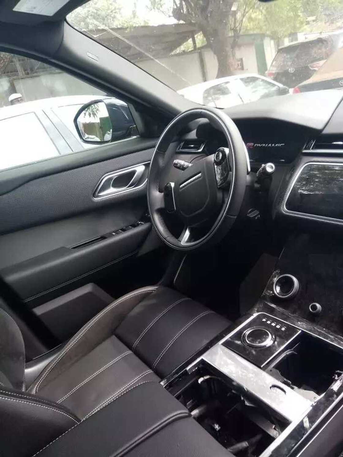 Dubi hotunan kayayakin da jami'an Kwastam suka kwace a jihar Ogun Dubi hotunan kayayakin da jami'an Kwastam suka kwace a jihar Ogun