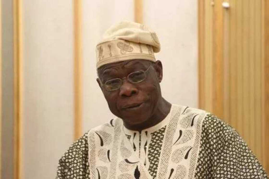 Son kai ya kai Obasanjo yi wa Buhari gangamin taron dangi - Matasan Arewa Son kai ya kai Obasanjo yi wa Buhari gangamin taron dangi - Matasan Arewa