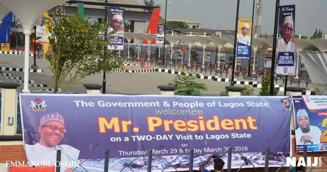 LIVE UPDATES: President Muhammadu Buhari makes historic visit to Lagos LIVE UPDATES: President Muhammadu Buhari makes historic visit to Lagos