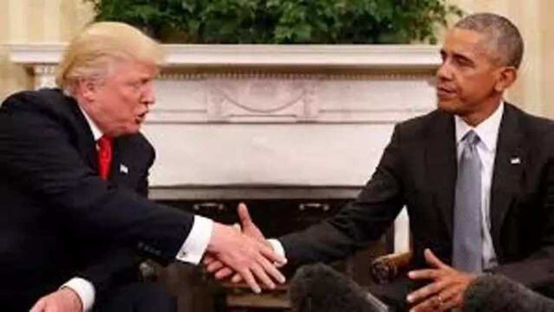 Obama advises Donald Trump on how to run America Obama advises Donald Trump on how to run America