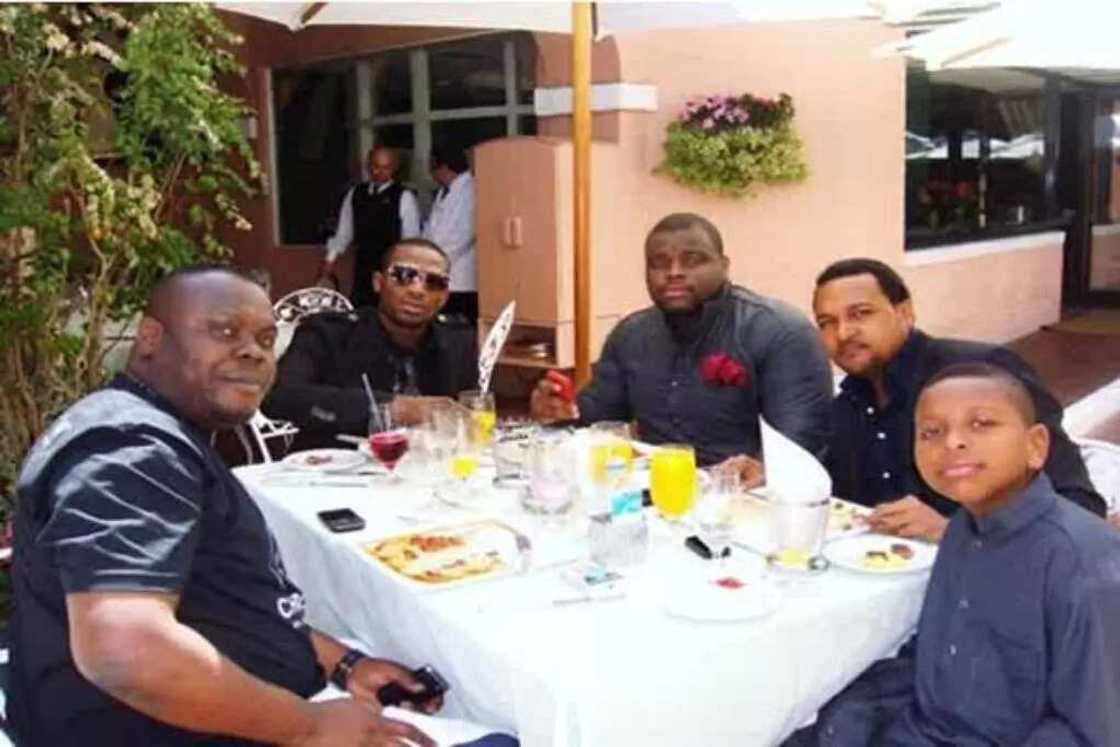 The Madueke children dining with DBanj The Madueke children dining with DBanj