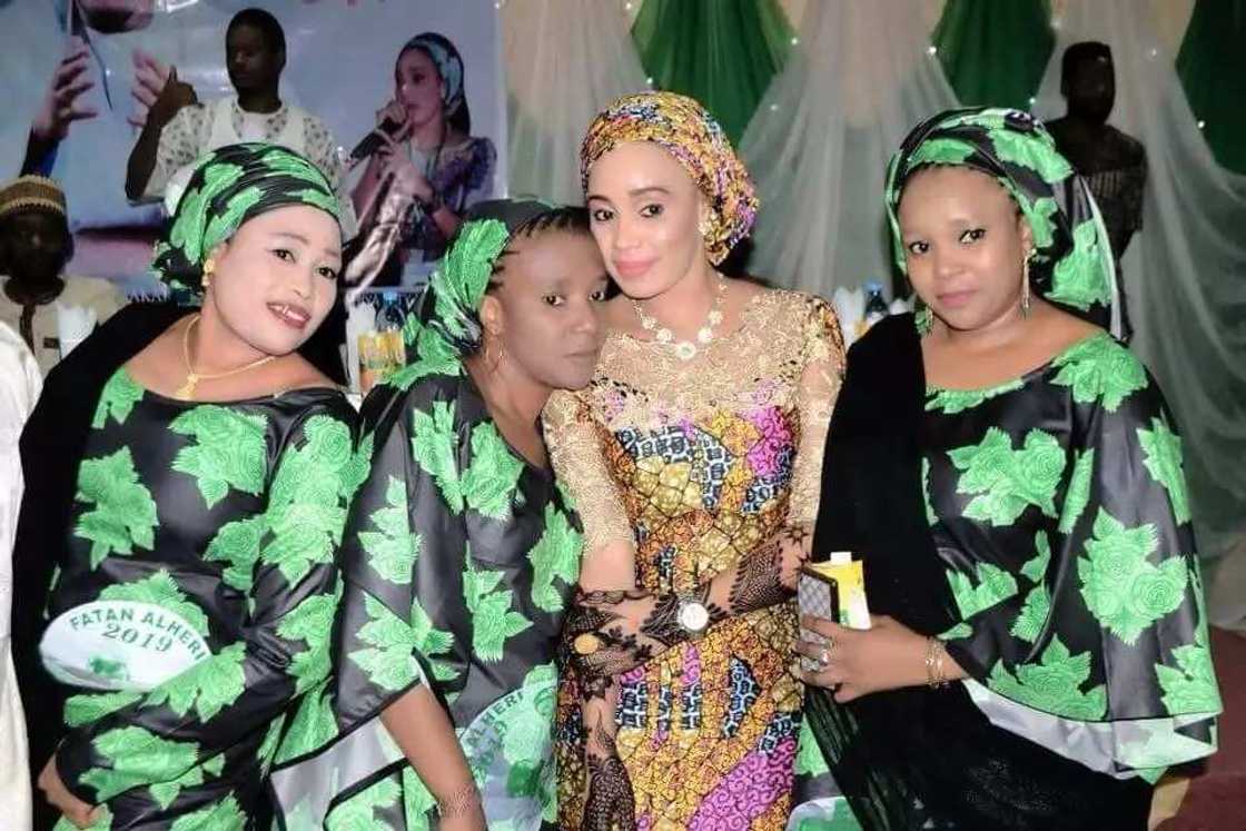 Jiga jigan fina finan Hausa na da dana yanzu sun taya Fati Muhammad murnan samun babban muƙami a gidauniyar Atiku Abubakar Jiga jigan fina finan Hausa na da dana yanzu sun taya Fati Muhammad murnan samun babban muƙami a gidauniyar Atiku Abubakar