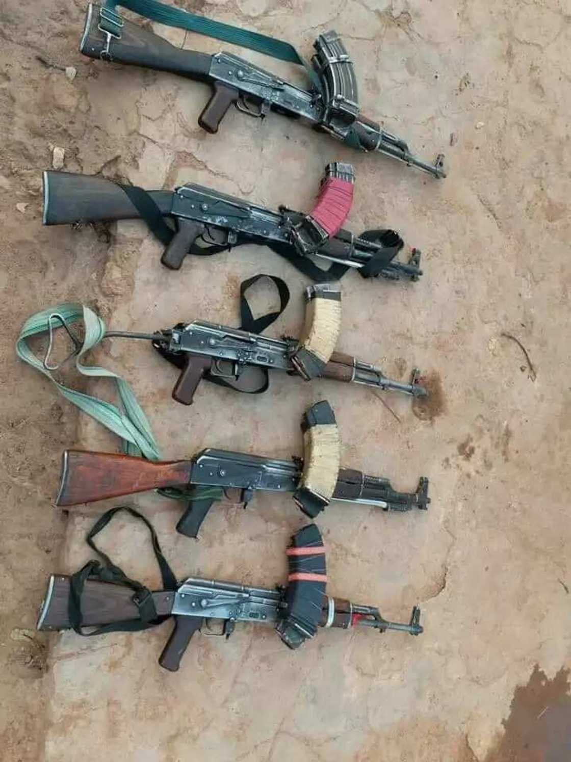 Da walakin goro a miya: Matasan dake kai hare hare a jihar Benuwe da sunan Fulani sun shiga hannu Da walakin goro a miya: Matasan dake kai hare hare a jihar Benuwe da sunan Fulani sun shiga hannu