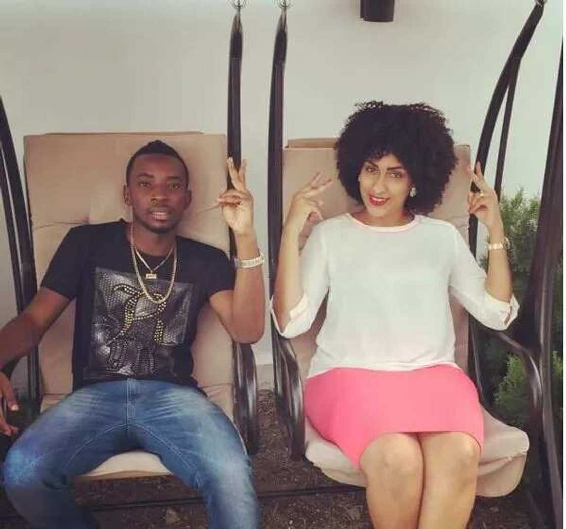 Nigerian Celebrity Blogger Opens New Home In Style (Photos)