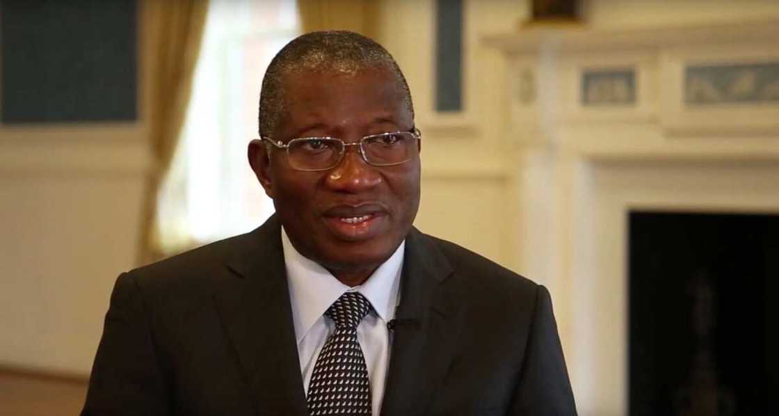 Zaben 2019: Shugaba Buhari ya yabi tsohon shugaban kasa Jonathan Zaben 2019: Shugaba Buhari ya yabi tsohon shugaban kasa Jonathan